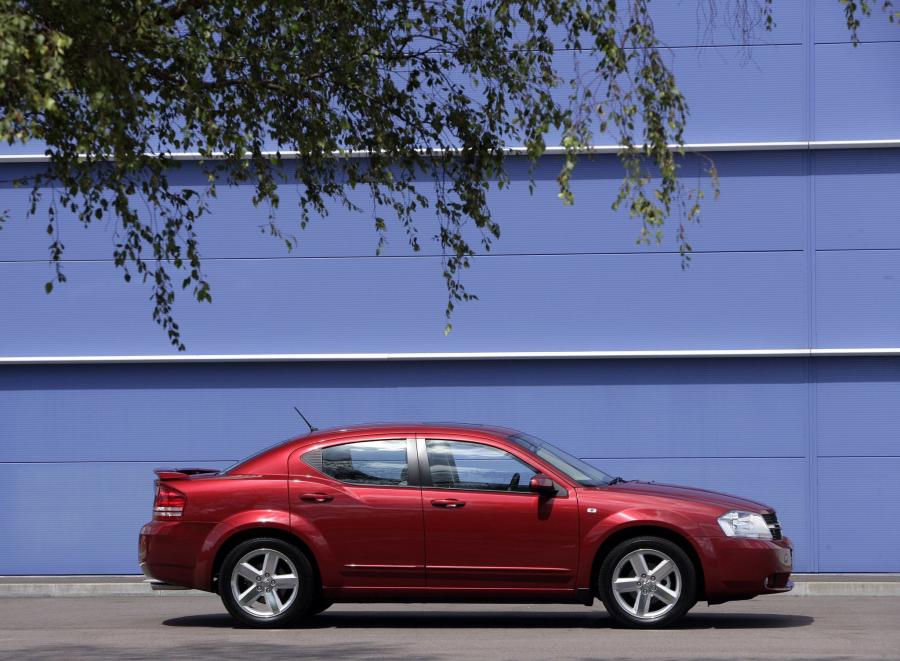  Dodge Avenger 2008 года  (UK) (фото 3 из 7)